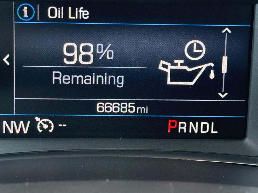 Chevrolet Equinox Vehicle Full-screen Gallery Image 21