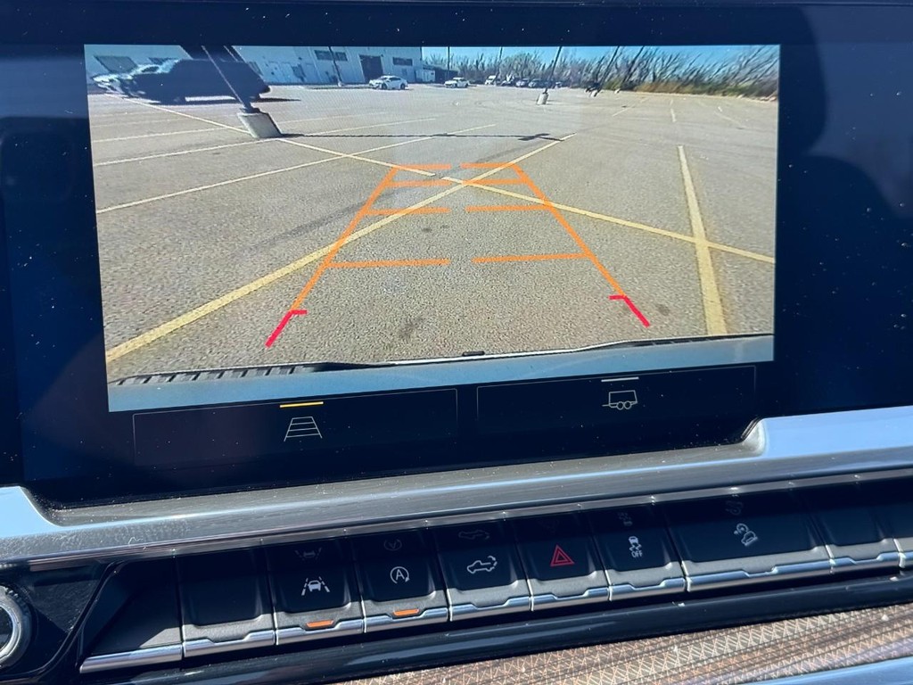 Chevrolet Silverado 1500 Vehicle Full-screen Gallery Image 22