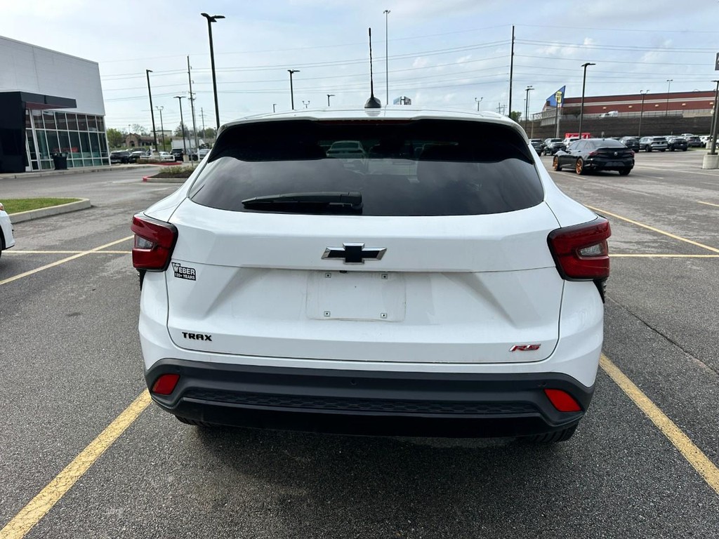 Chevrolet Trax Vehicle Full-screen Gallery Image 08