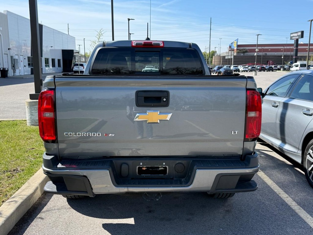 Chevrolet Colorado Vehicle Full-screen Gallery Image 07