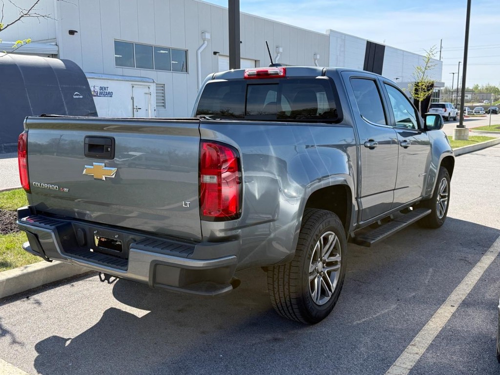 Chevrolet Colorado Vehicle Full-screen Gallery Image 10