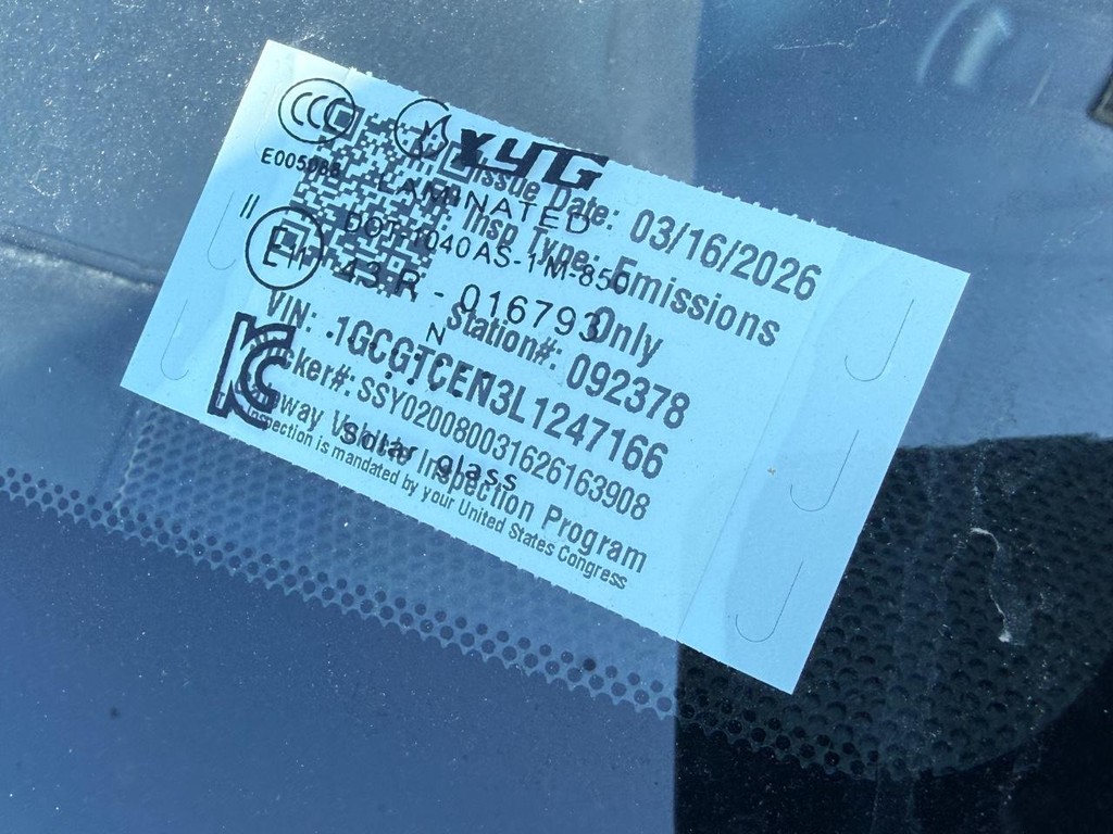 Chevrolet Colorado Vehicle Full-screen Gallery Image 15