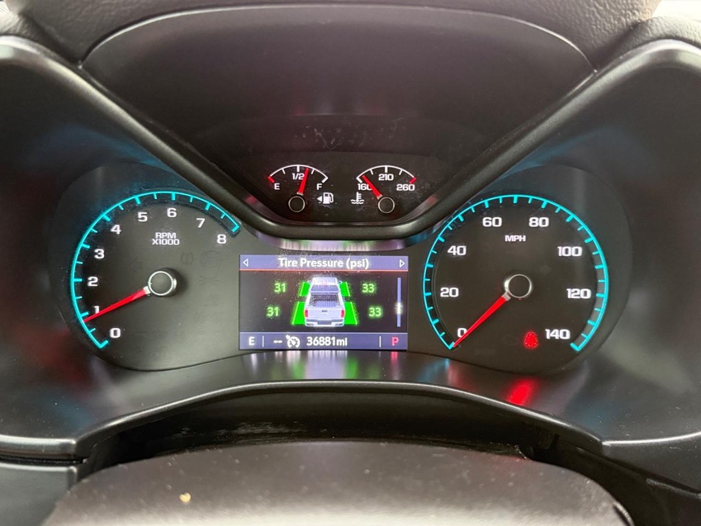 Chevrolet Colorado Vehicle Full-screen Gallery Image 22