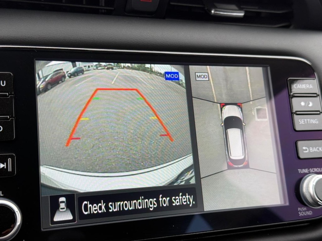 Nissan Kicks Vehicle Full-screen Gallery Image 22