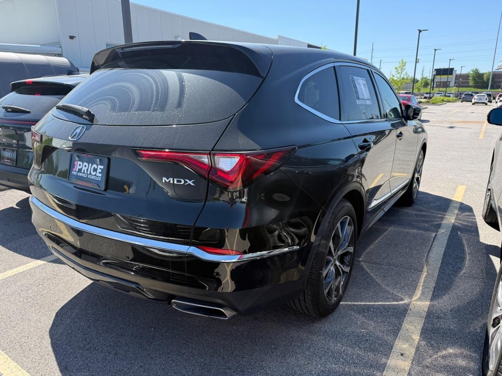 Acura MDX Vehicle Full-screen Gallery Image 08
