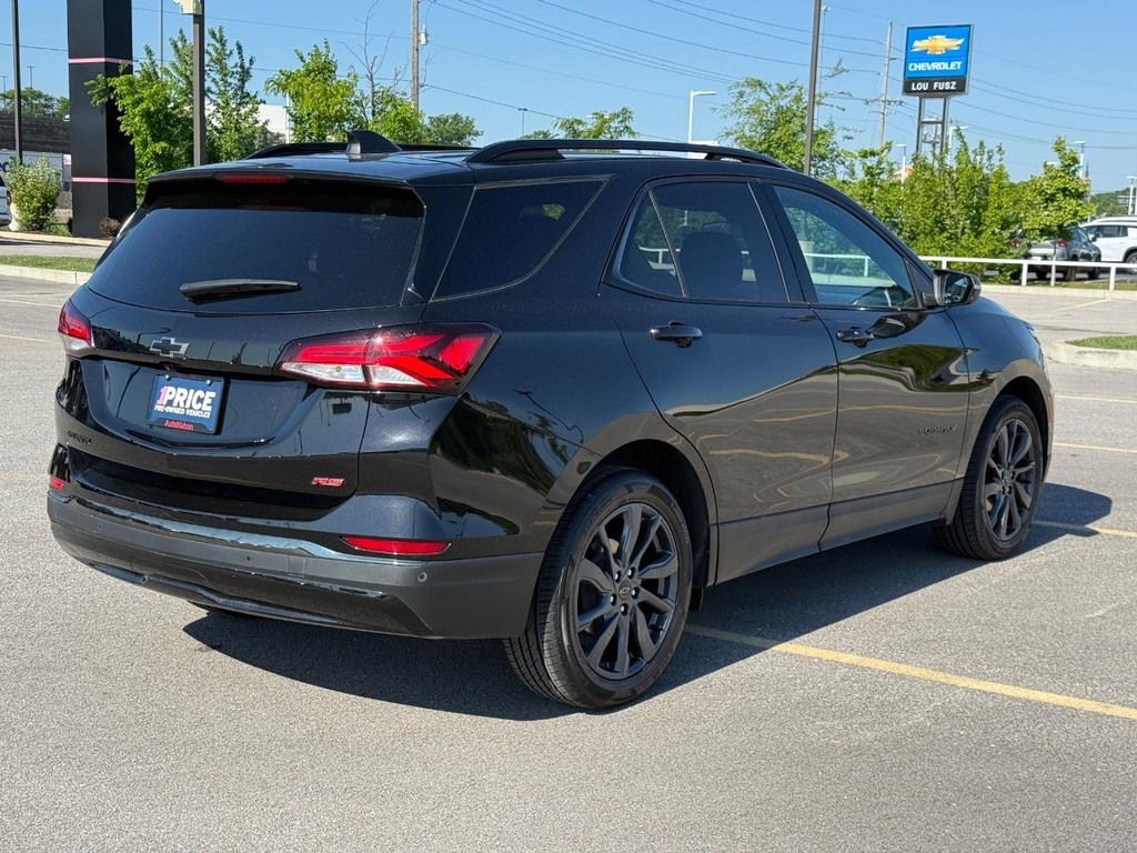 Chevrolet Equinox Vehicle Full-screen Gallery Image 07