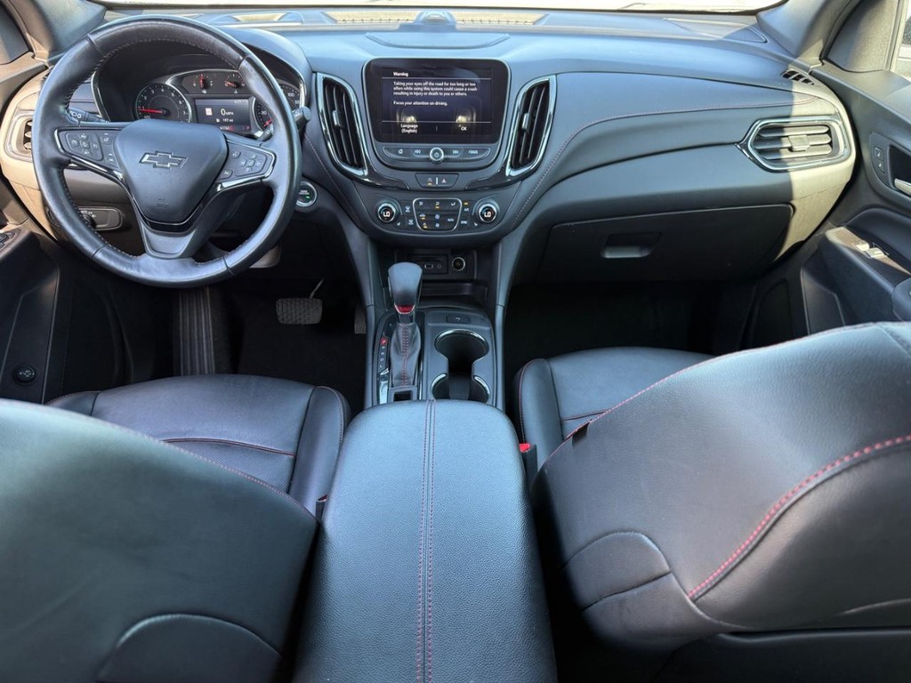 Chevrolet Equinox Vehicle Full-screen Gallery Image 12