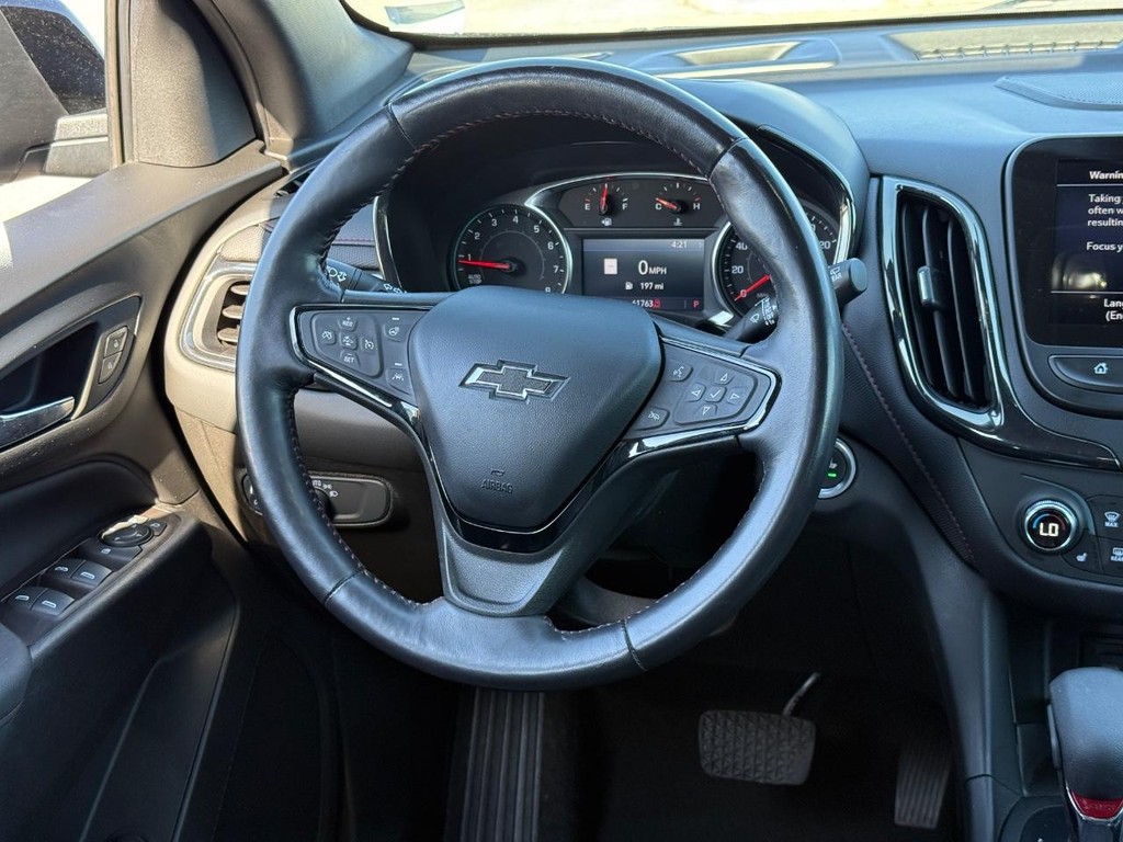 Chevrolet Equinox Vehicle Full-screen Gallery Image 13