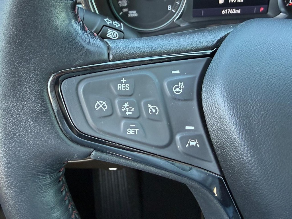 Chevrolet Equinox Vehicle Full-screen Gallery Image 19