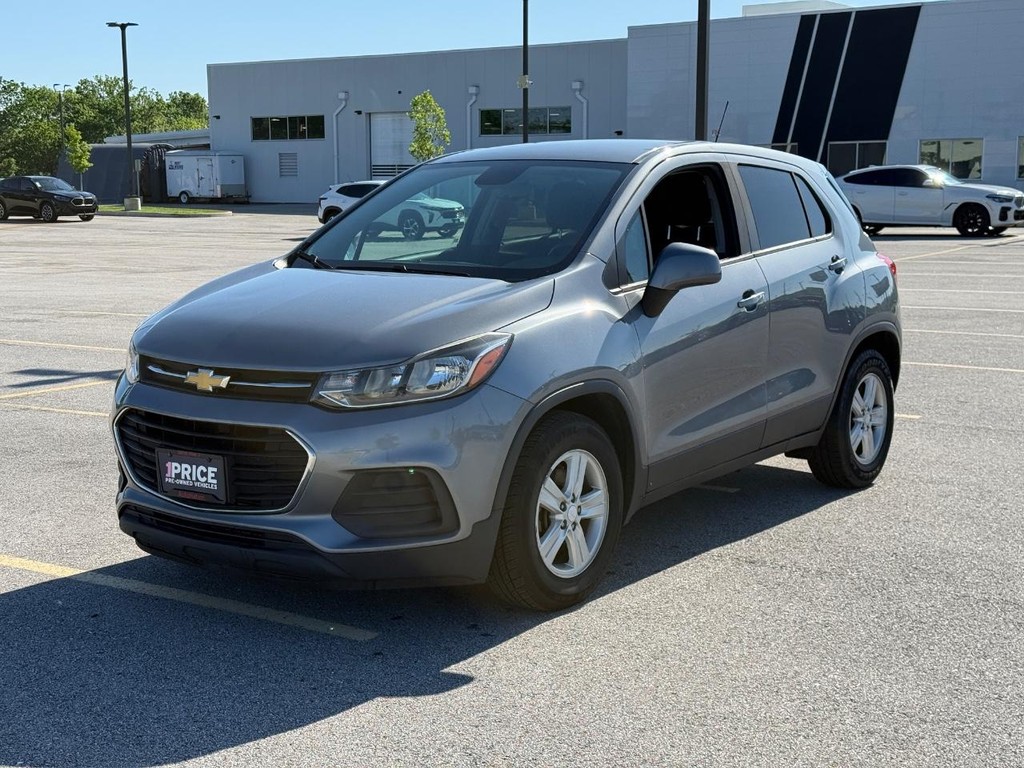 Chevrolet Trax Vehicle Full-screen Gallery Image 01