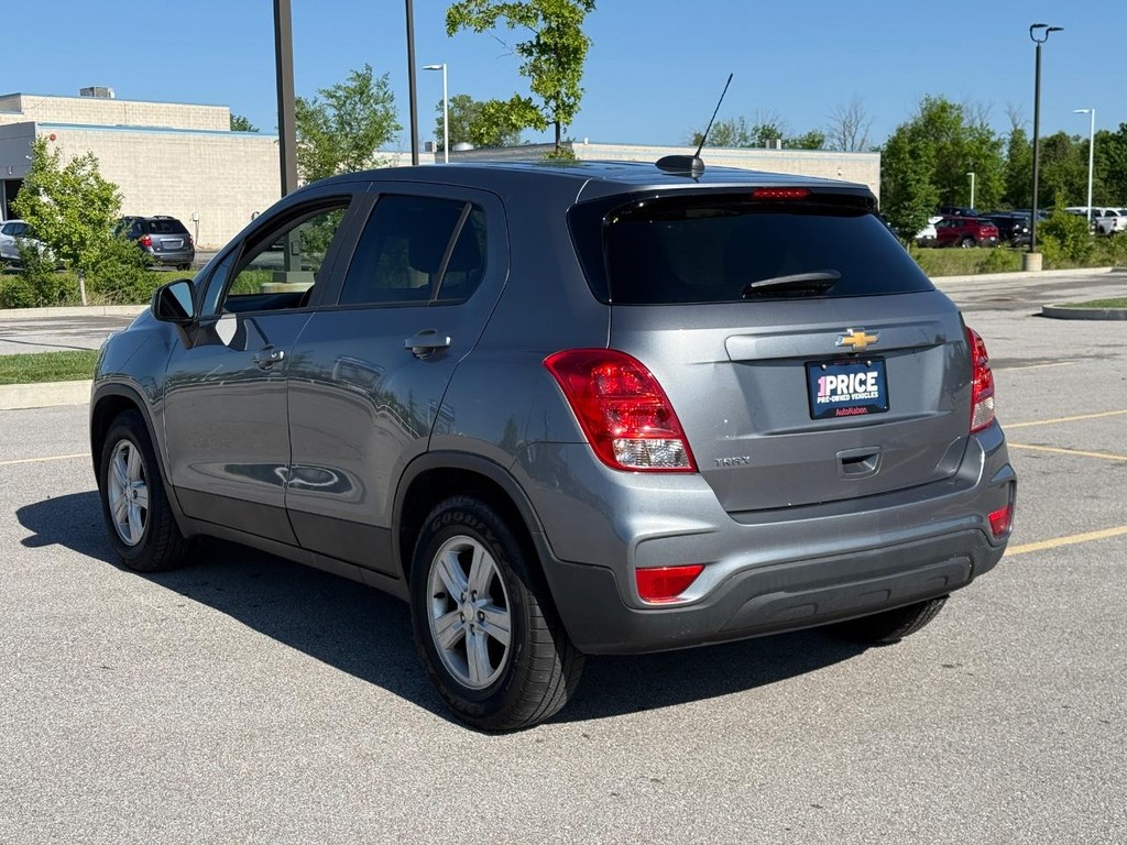 Chevrolet Trax Vehicle Full-screen Gallery Image 04