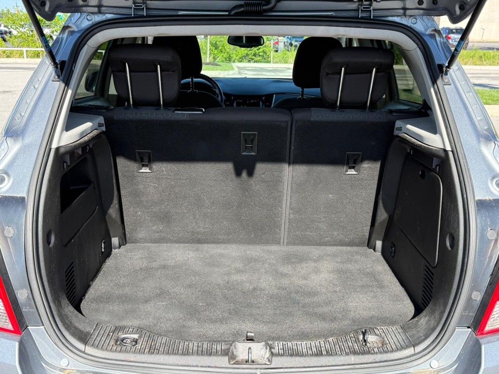 Chevrolet Trax Vehicle Full-screen Gallery Image 05
