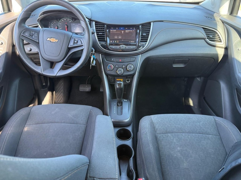 Chevrolet Trax Vehicle Full-screen Gallery Image 12
