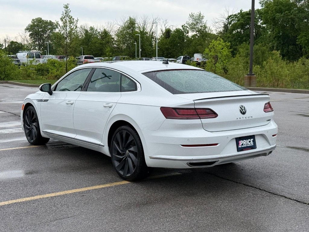 Volkswagen Arteon Vehicle Full-screen Gallery Image 03