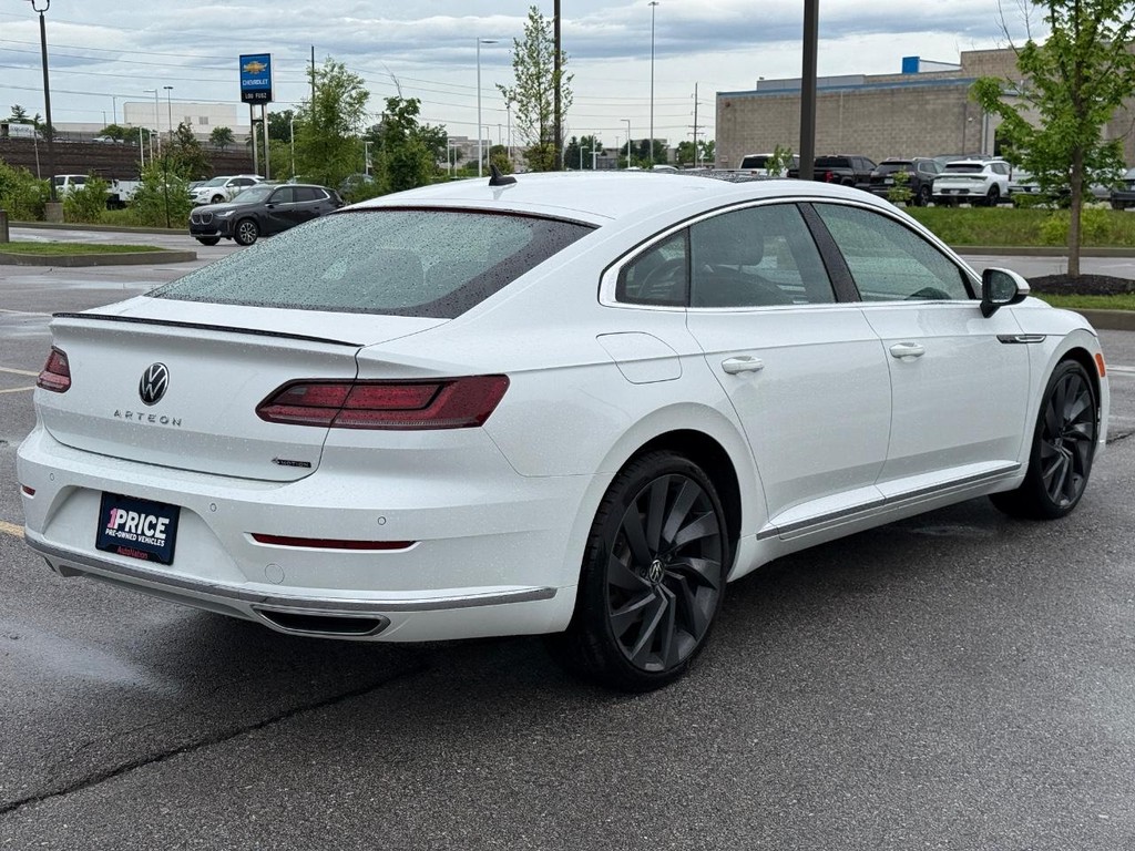 Volkswagen Arteon Vehicle Full-screen Gallery Image 06