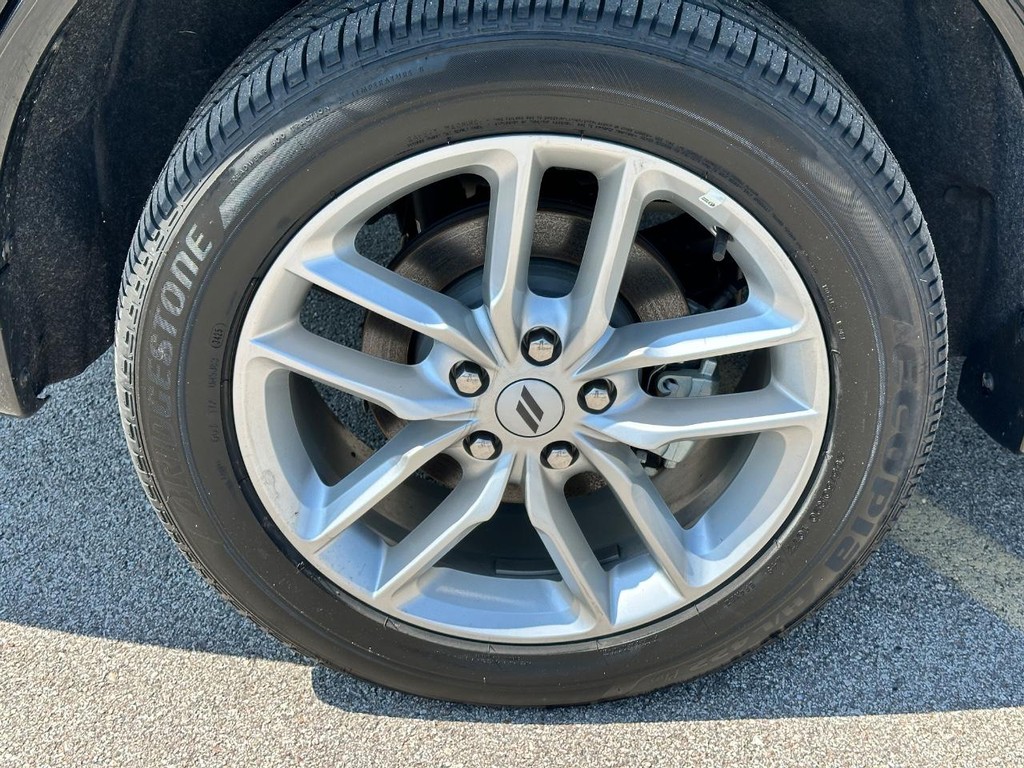 Dodge Durango Vehicle Full-screen Gallery Image 06