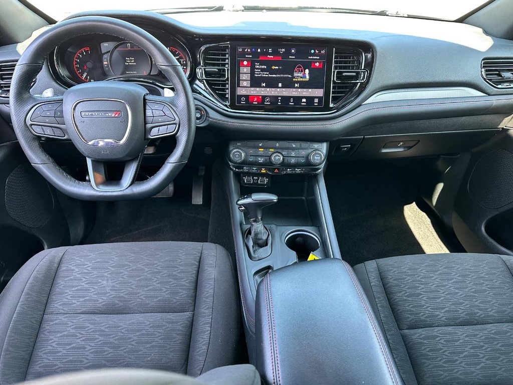 Dodge Durango Vehicle Full-screen Gallery Image 12
