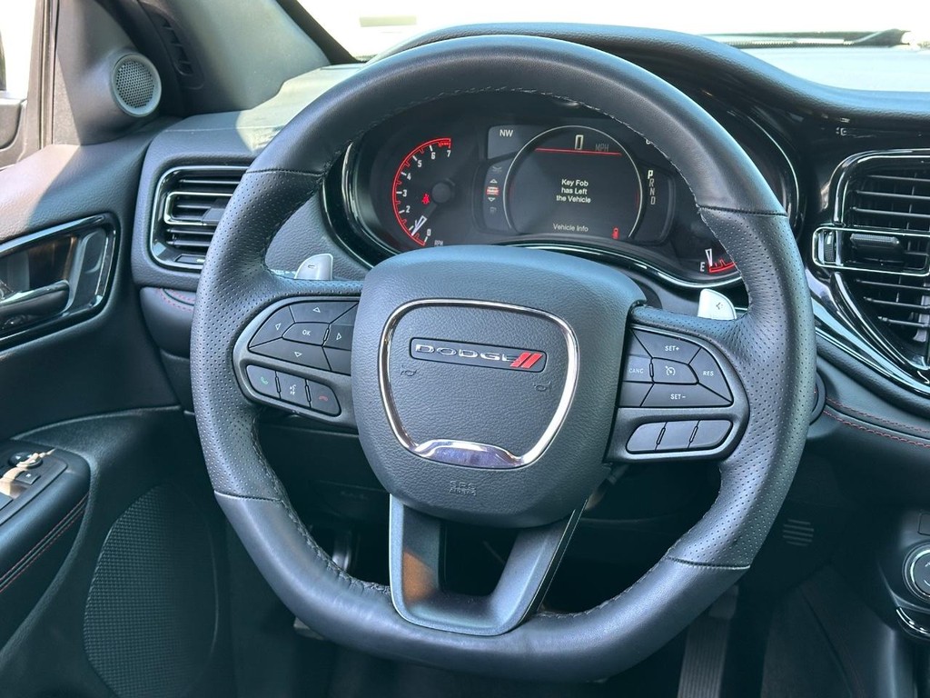 Dodge Durango Vehicle Full-screen Gallery Image 13