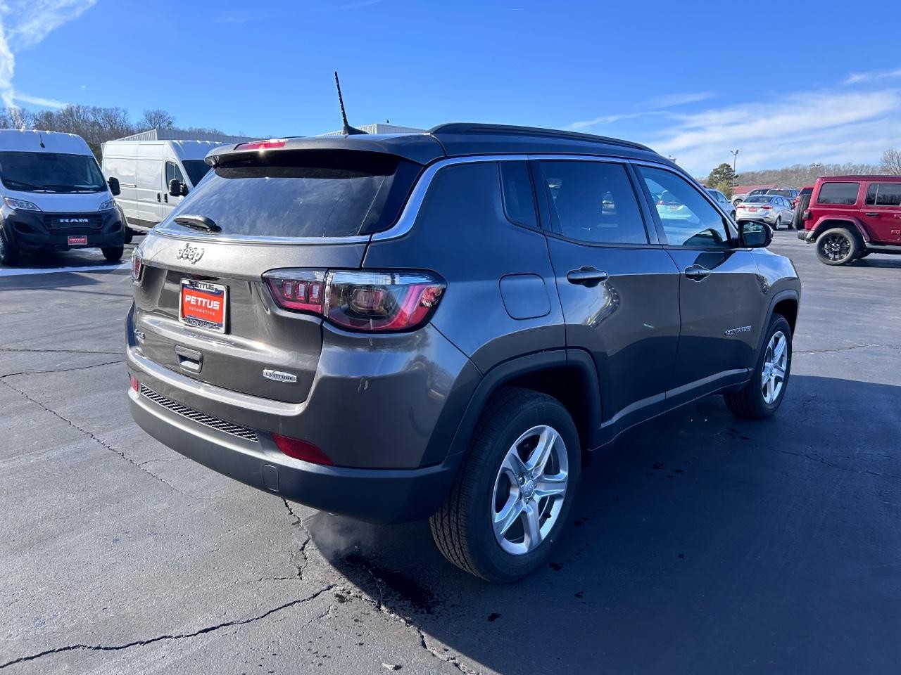 2024 Baltic Gray Metallic Clearcoat Jeep Compass Latitude 4X4 SUV