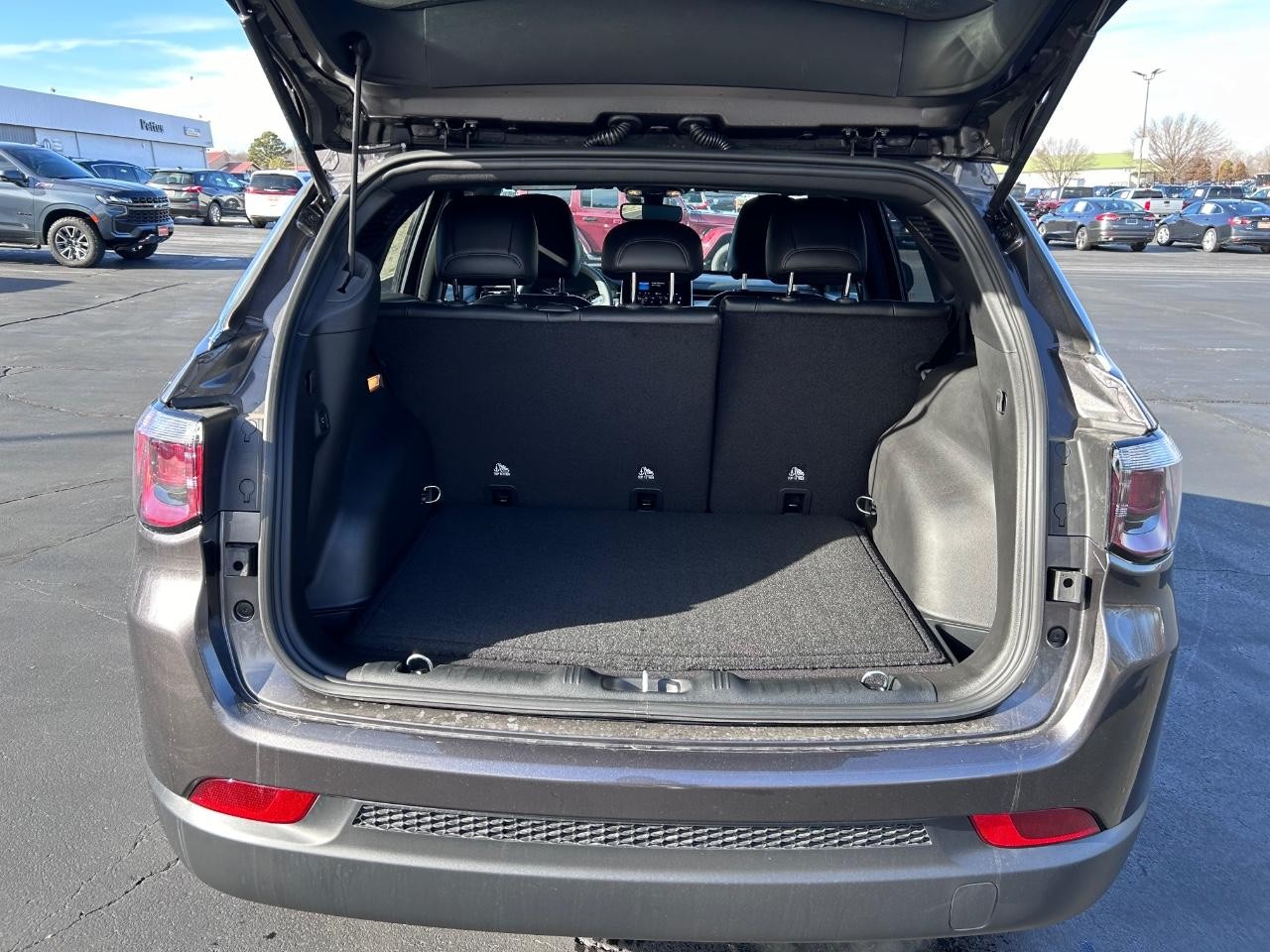 2024 Baltic Gray Metallic Clearcoat Jeep Compass Latitude 4X4 SUV