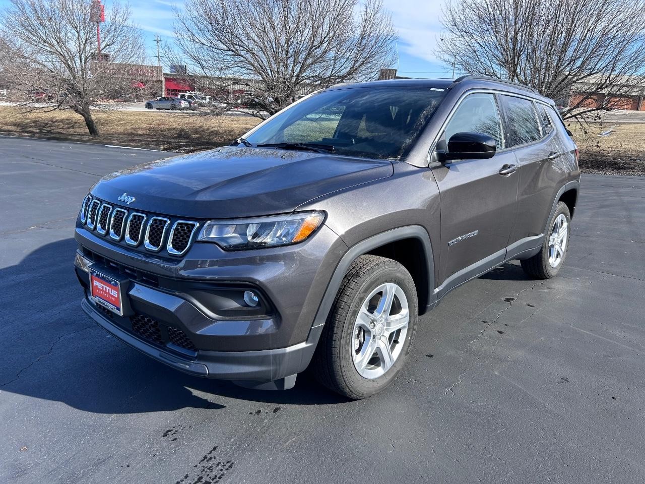 2024 Baltic Gray Metallic Clearcoat Jeep Compass Latitude 4X4 SUV