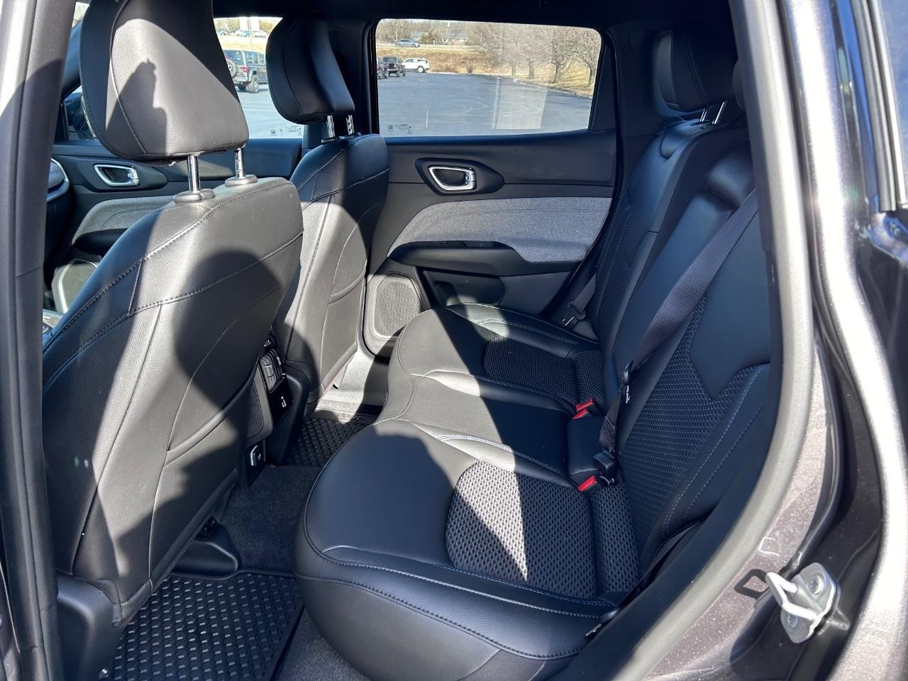 2024 Baltic Gray Metallic Clearcoat Jeep Compass Latitude 4X4 SUV