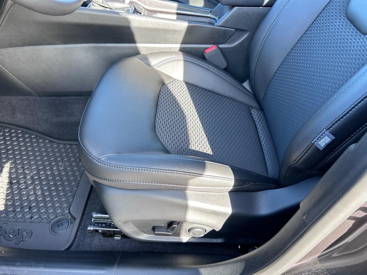 2024 Baltic Gray Metallic Clearcoat Jeep Compass Latitude 4X4 SUV