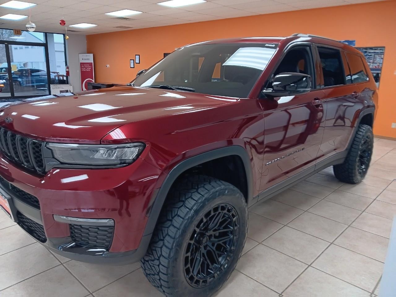 2024 Velvet Red Pearlcoat Jeep Grand Cherokee L Limited 4X4 SUV