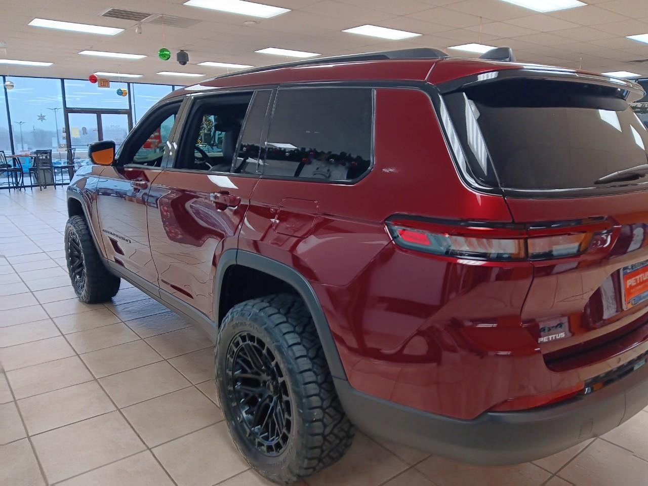 2024 Velvet Red Pearlcoat Jeep Grand Cherokee L Limited 4X4 SUV
