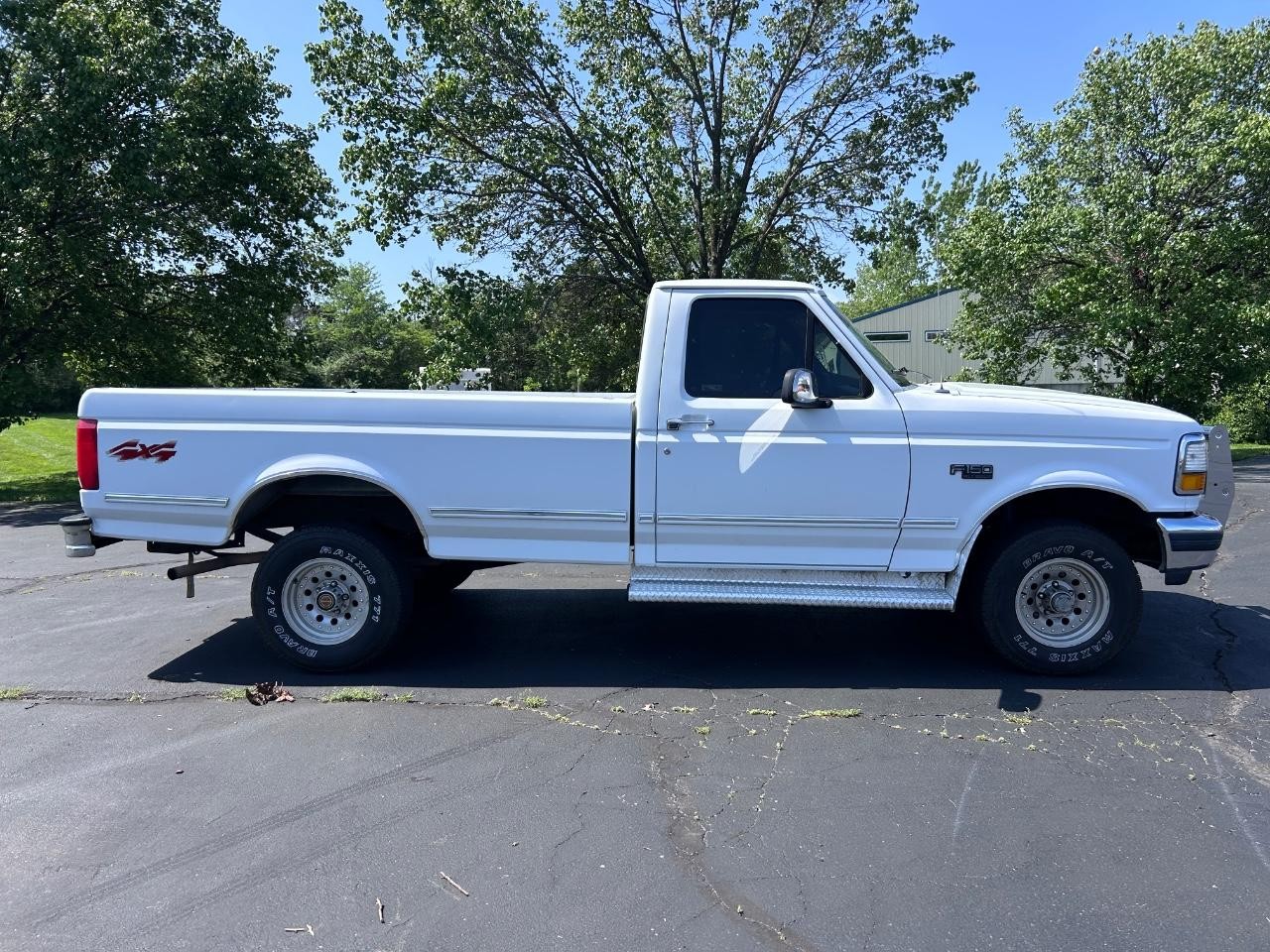1992 Ford F-150 WB 4WD Undefined