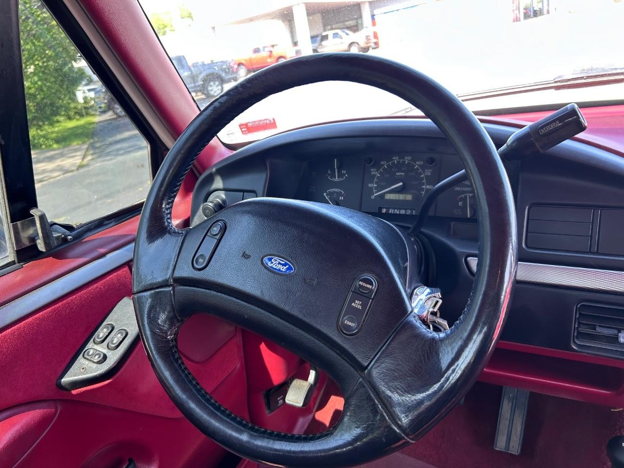 1992 Ford F-150 WB 4WD Undefined