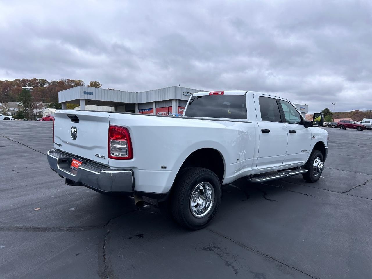 2024 Bright White Clearcoat Ram 3500 Big Horn 4X4 Truck