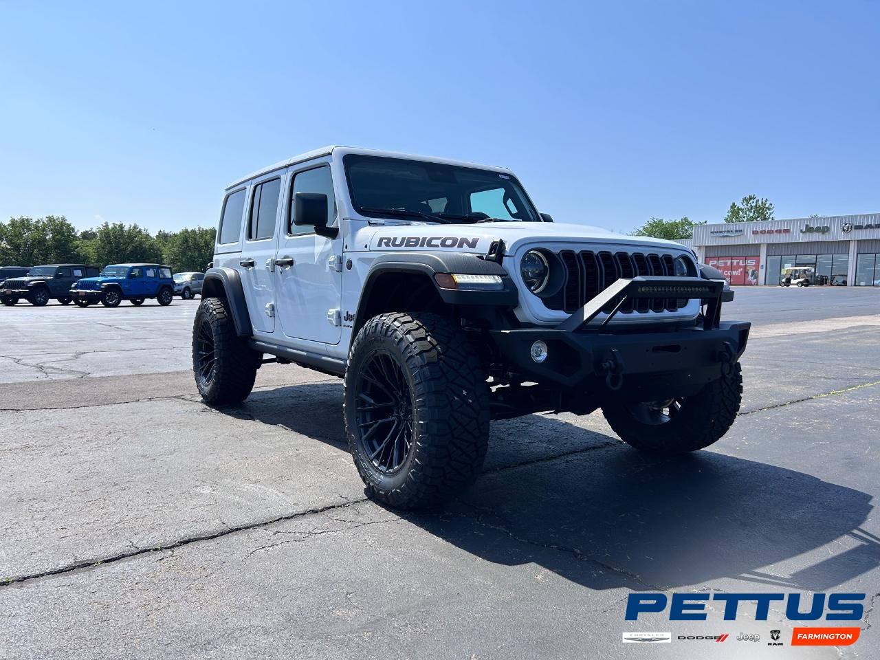 2025 Bright White Clearcoat Jeep Wrangler Rubicon SUV