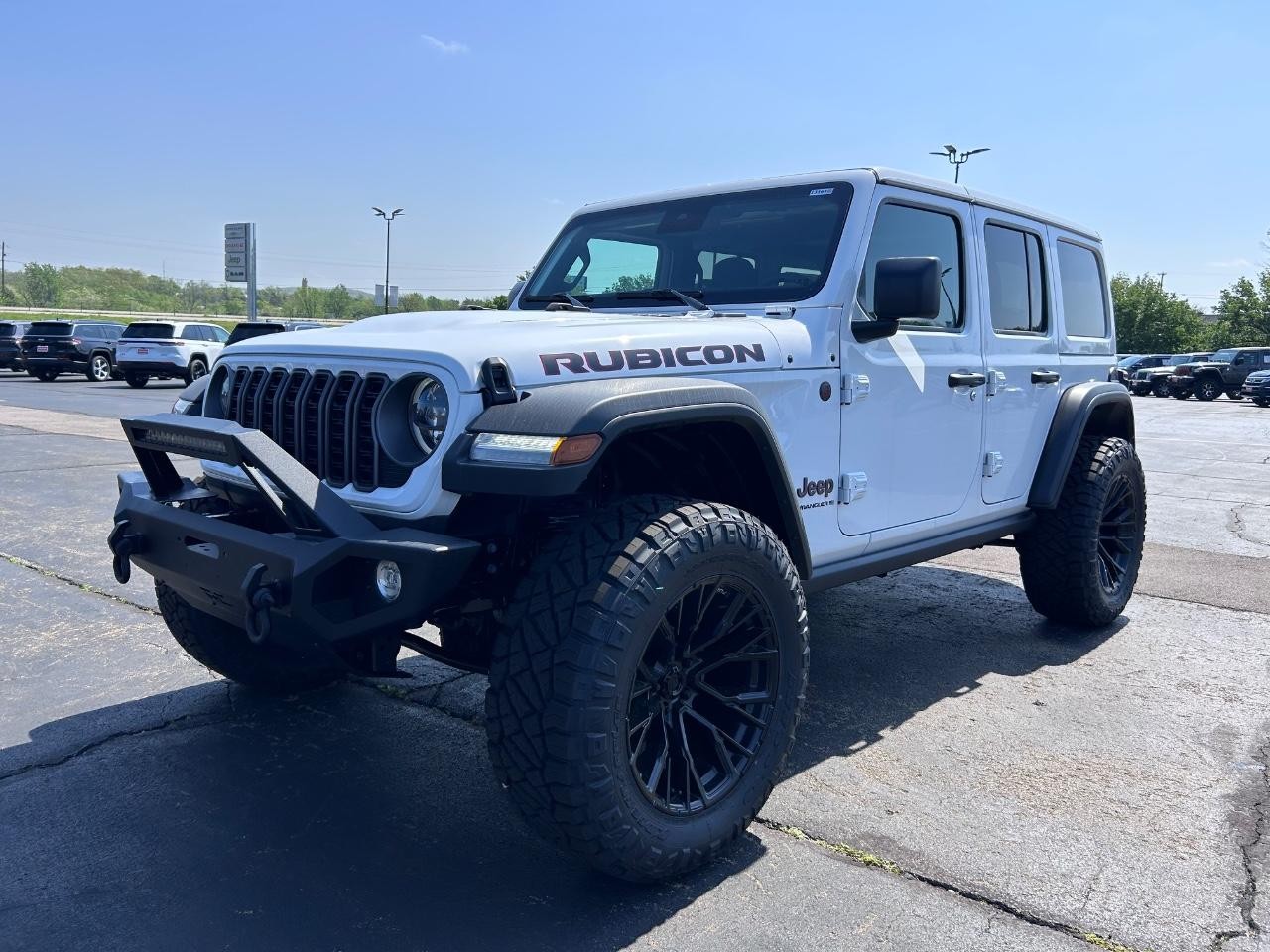 2025 Bright White Clearcoat Jeep Wrangler Rubicon 4X4 SUV