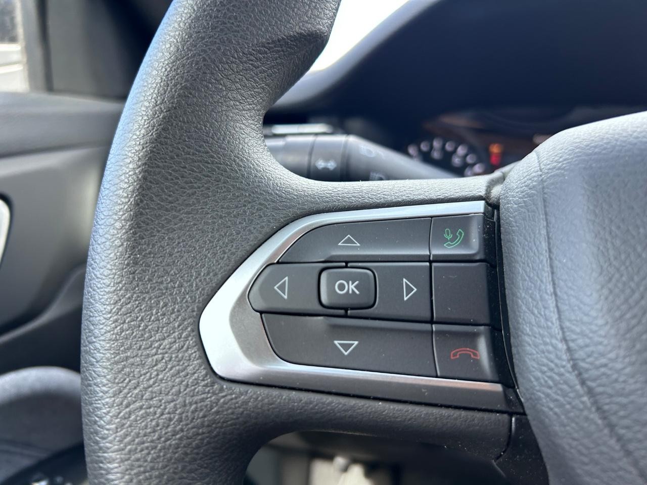 2025 Bright White Clearcoat Jeep Compass Sport 4X4 SUV