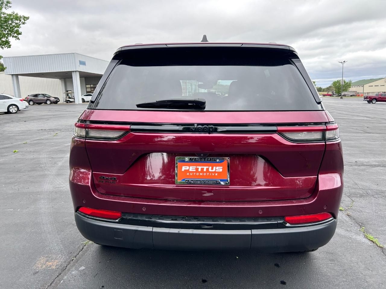 2022 Velvet Red Pearlcoat Jeep Grand Cherokee Altitude 4X4 SUV