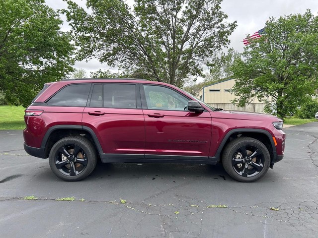 Used 2022 Jeep Grand Cherokee Altitude with VIN 1C4RJHAG2N8611297 for sale in Farmington, MO