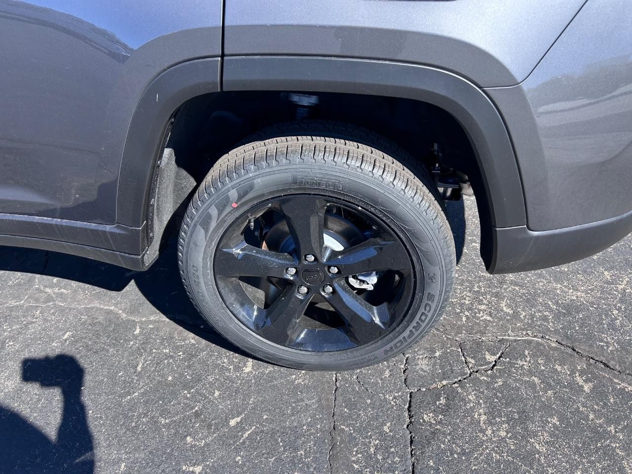 2025 Baltic Gray Metallic Clearcoat Jeep Grand Cherokee Limited 4X4 SUV
