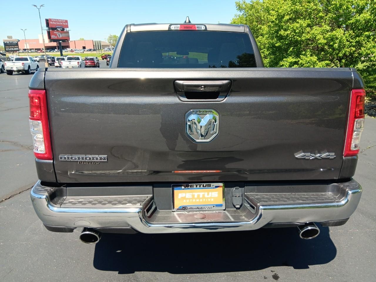 2022 GRAY Ram 1500 Big Horn/Lone Star 4X4 Truck