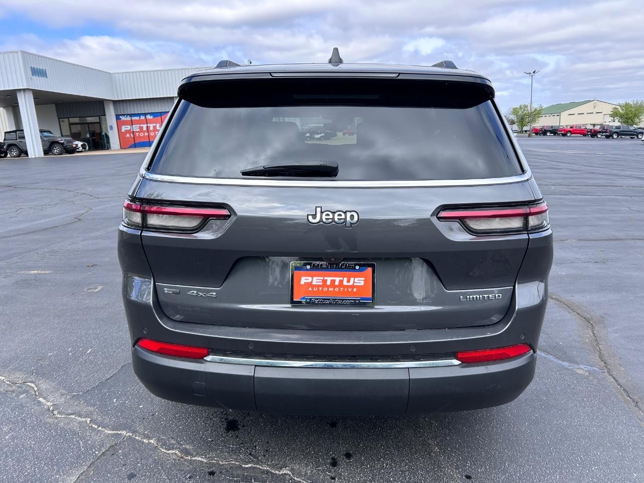 2022 Baltic Gray Metallic Clearcoat Jeep Grand Cherokee L Limited 4X4 SUV