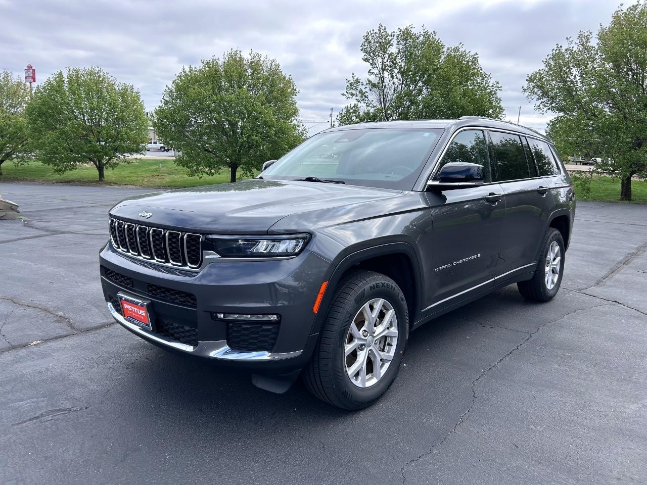 2022 Baltic Gray Metallic Clearcoat Jeep Grand Cherokee L Limited 4X4 SUV