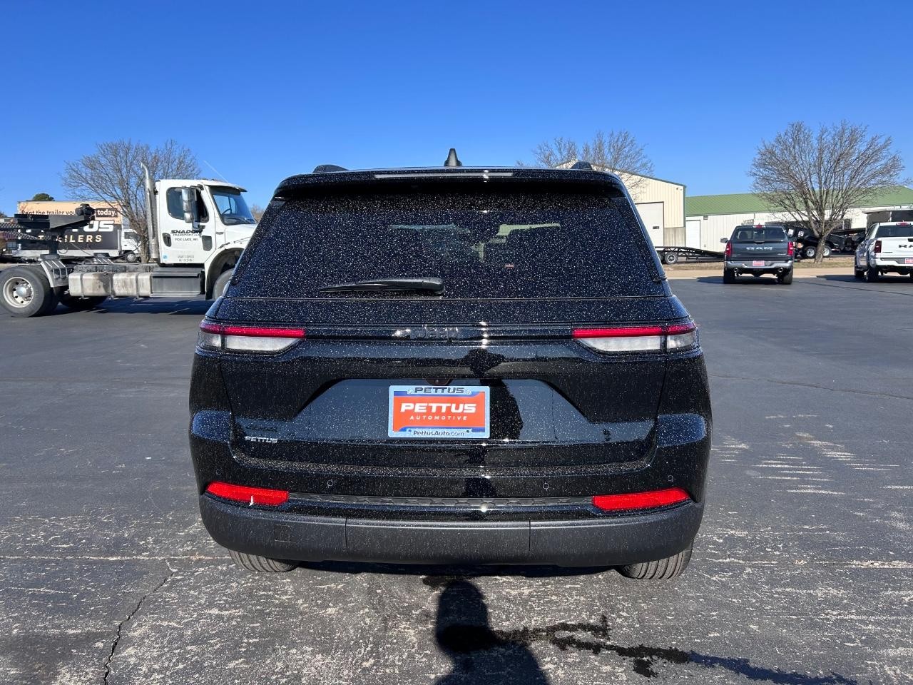 2025 Diamond Black Crystal Pearlcoat Jeep Grand Cherokee Altitude X 4X4 SUV