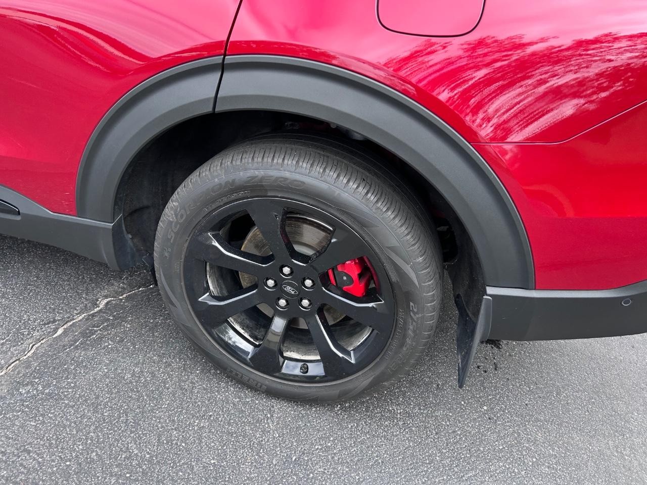 2022 Rapid Red Metallic Tinted Clearcoat Ford Explorer ST 4X4 SUV