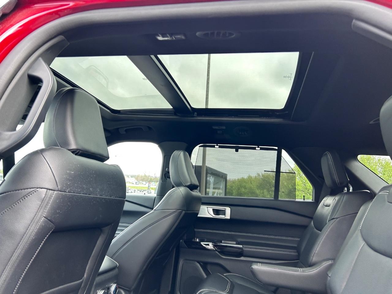 2022 Rapid Red Metallic Tinted Clearcoat Ford Explorer ST 4X4 SUV
