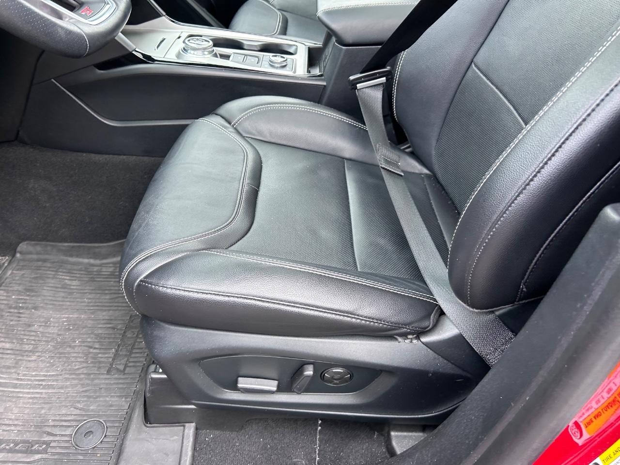 2022 Rapid Red Metallic Tinted Clearcoat Ford Explorer ST 4X4 SUV