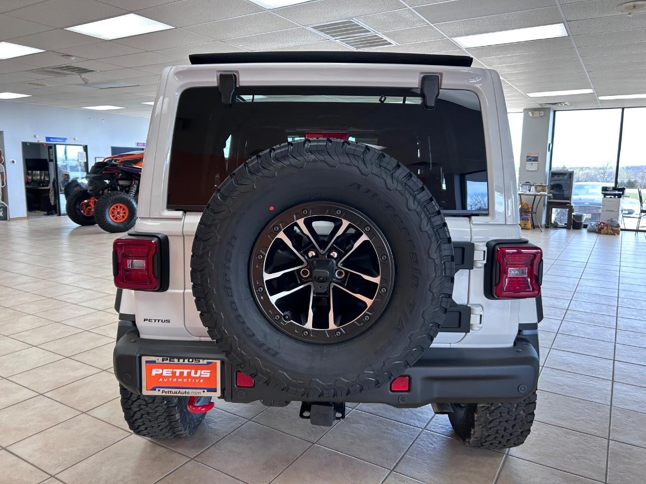 2025 Bright White Clearcoat Jeep Wrangler Rubicon X 4X4 SUV