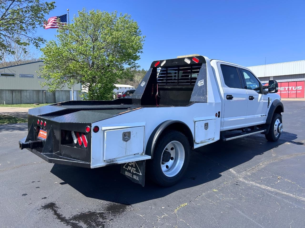 2020 Oxford White Ford Super Duty F-450 DRW XLT DRW 4X4 Truck