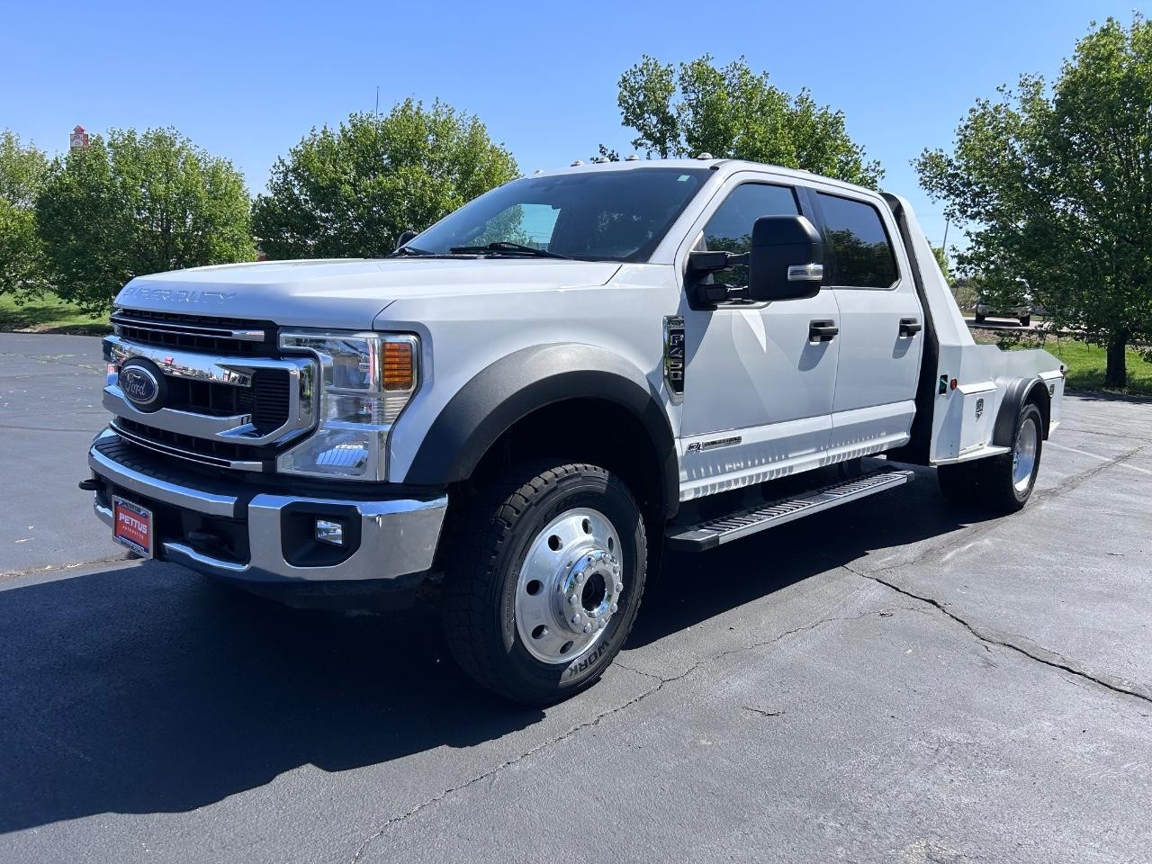 2020 Oxford White Ford Super Duty F-450 DRW XLT DRW 4X4 Truck