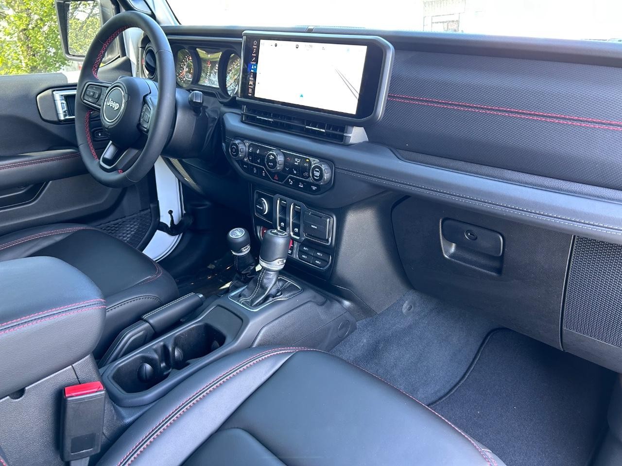 2024 Bright White Clearcoat Jeep Wrangler Rubicon X 4X4 SUV