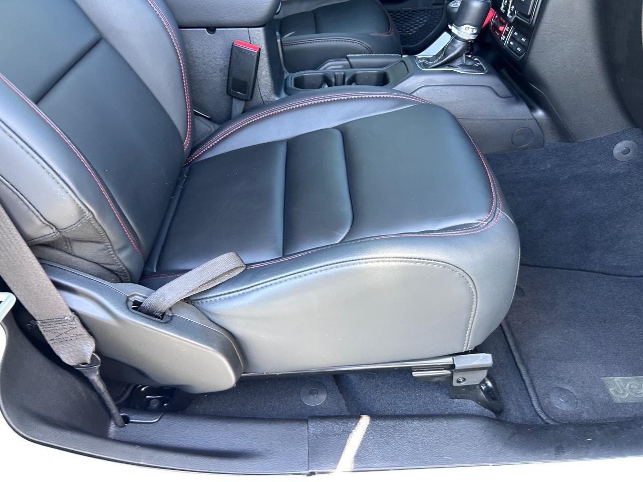 2024 Bright White Clearcoat Jeep Wrangler Rubicon X 4X4 SUV